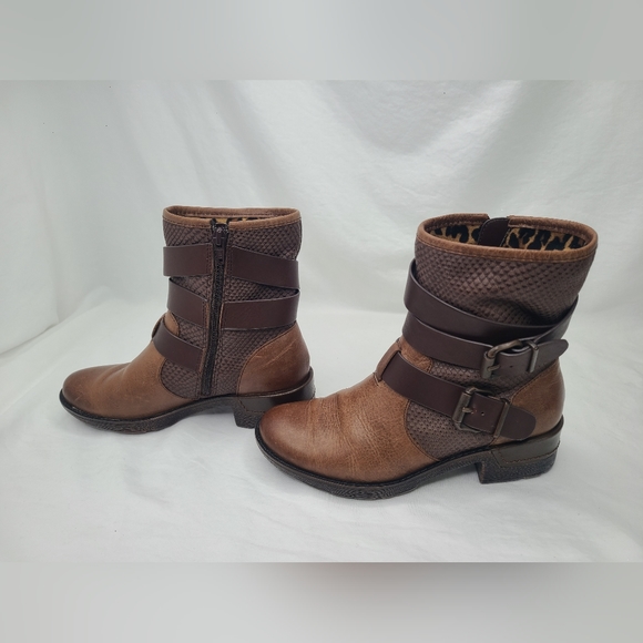 Sofft Aldina Bootie 6.5 Brown Leather Buckle Boots - Picture 4 of 7